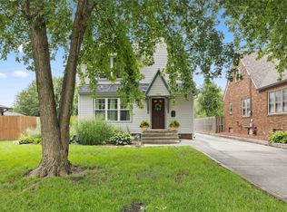 4010 Fagen Dr, Des Moines, IA 50310
