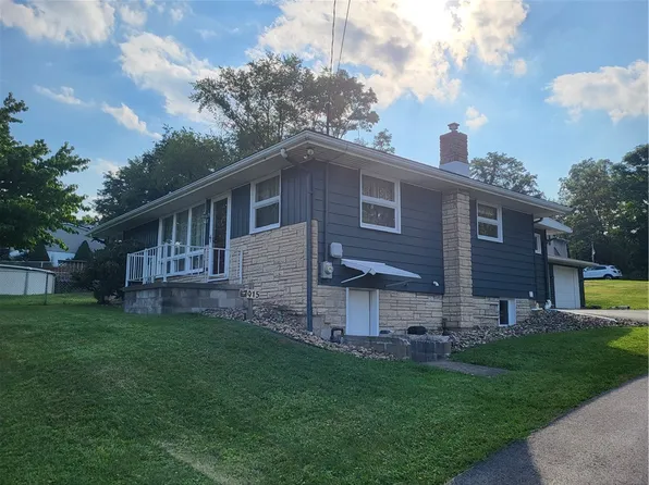 915 Lori Ln, Derry, PA 15627