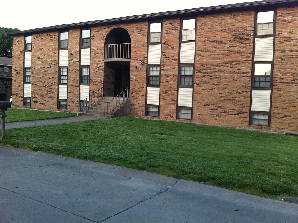 1st image of 36 N Pindwood Ln