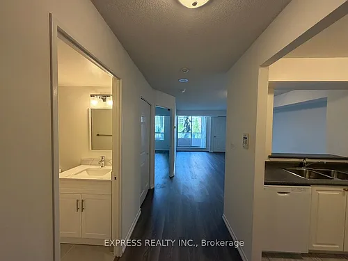18 Hillcrest Ave Photo 1