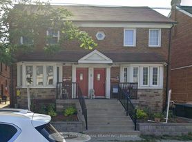 1188 Avenue Rd, Toronto, ON