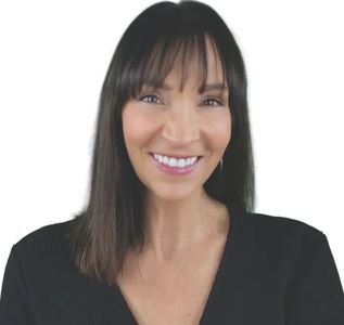 Nina Johnson
