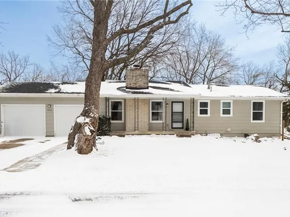 826 Acorn St, Eudora, KS 66025
