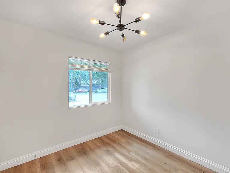 2830 S Sepulveda — Photo 10