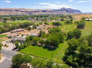 1211 W 400 S, Hurricane, UT 84737