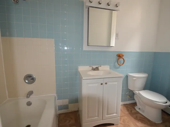 169-171 Avenue F image 12 of 15