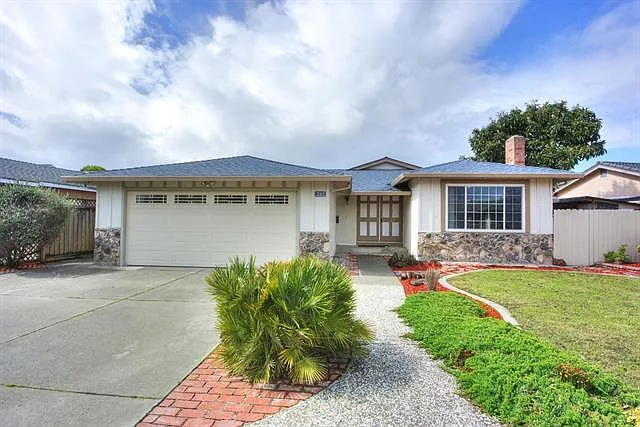 32412 Edith Way