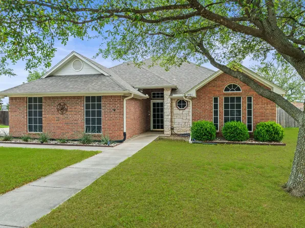 1401 Hickory Dr, Pilot Point, TX 76258