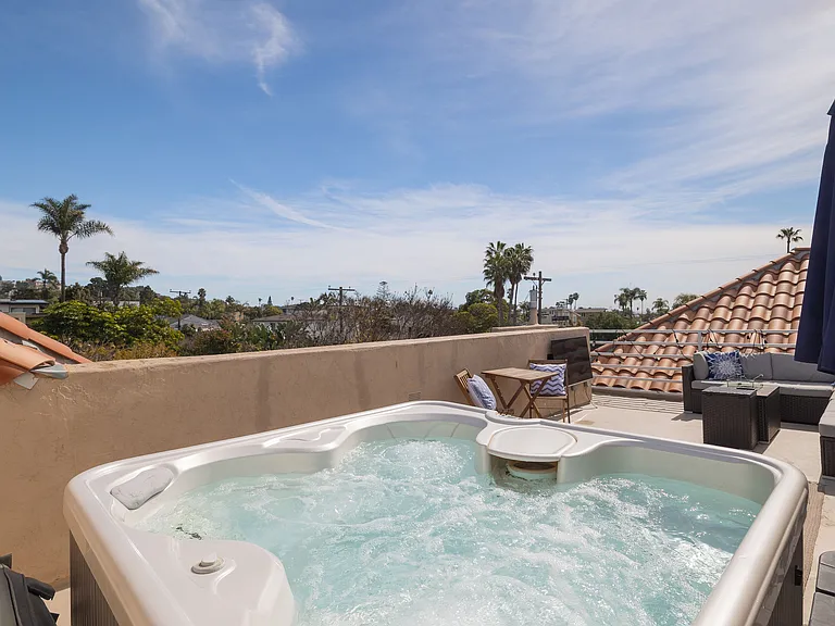 1079 Sapphire St — Photo 30