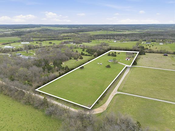 2nd image of 5214 S 190th Road