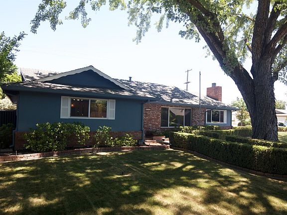 2nd image of 1112 Lakewood Ave
