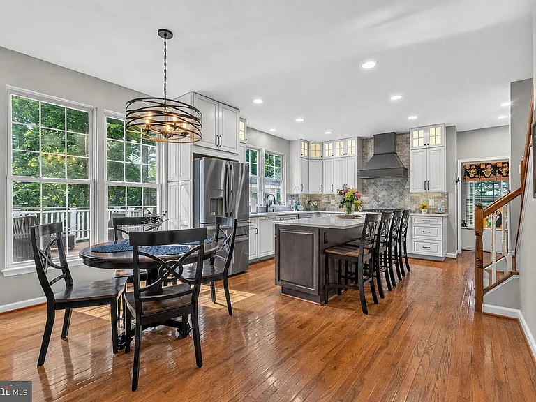 8147 Cancun Ct — Photo 11