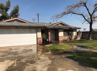 359 W Rialto Ave, Clovis, CA 93612