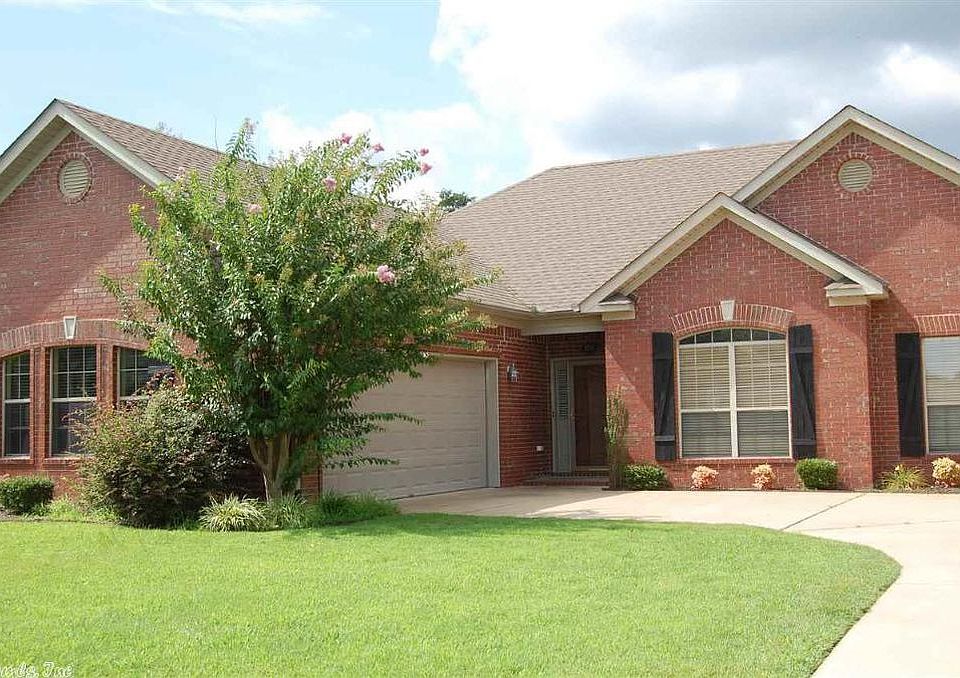1st image of 3340 Forsythia Dr