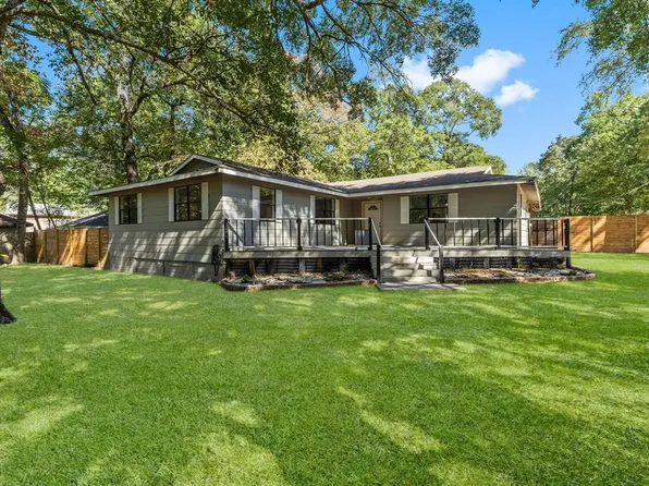 9289 Crystal Springs Drive, Conroe, TX 77303