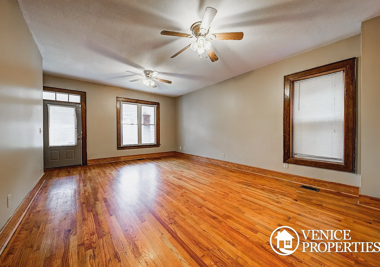 5 Bedroom on OSU Campus — Photo 3