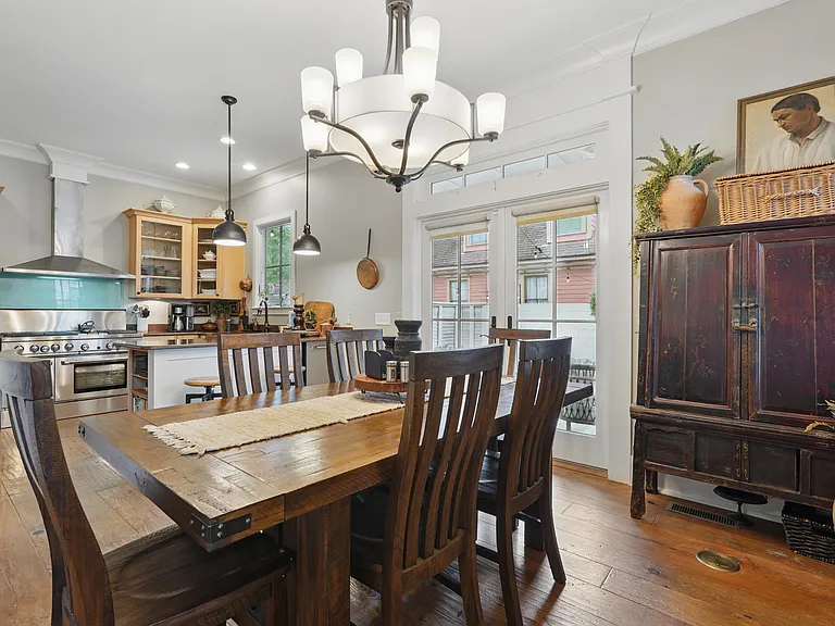 221 E Park Ave — Photo 15