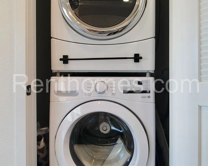 1710 Discovery Falls Dr #101 — Photo 15