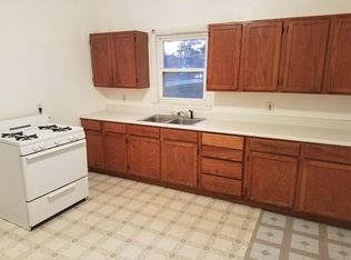 303 Newell St, Waterloo, IA 50703