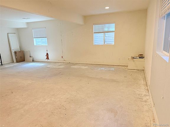 5th image of 6364 S Harvest Street