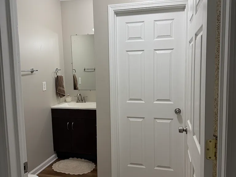 804 Forest Ave — Photo 13