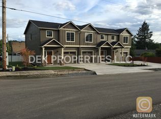 340 E 6th St UNIT A, La Center, WA 98629