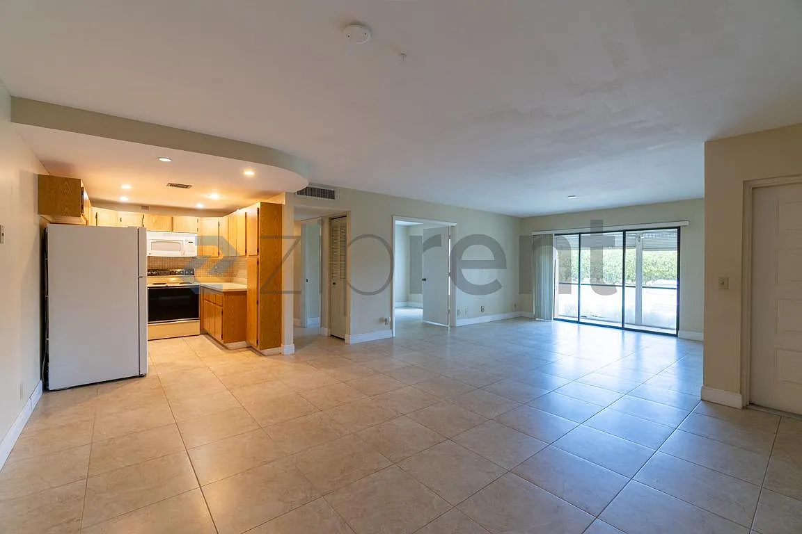 3 bed, 1468 sqft, $2,800 — Photo 3