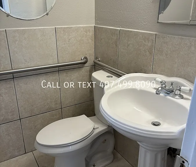 830 Carver St — Photo 9