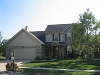 2nd image of 940 Emerald Oaks Ct