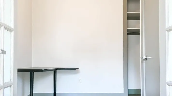 Rented by Nooklyn NYC LLC | media 96