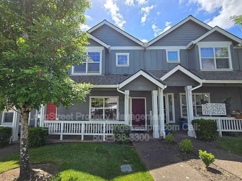 1st image of 3008 NW Morning Glory Dr
