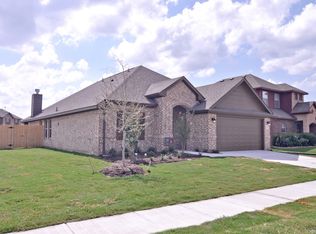 1000 Vintage Ave, Gainesville, TX 76240