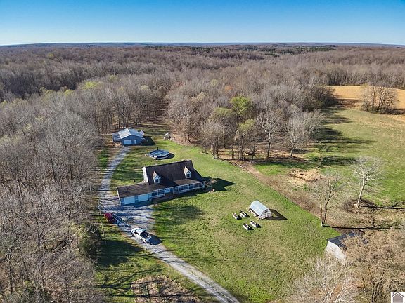 3rd image of 500 Farm Rd