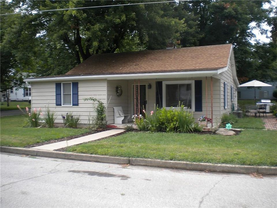 1st image of 1212 Centralia St
