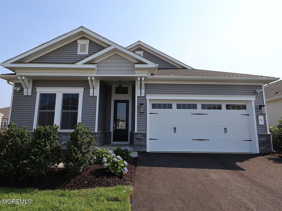 1st image of 6 Hydrangea Drive