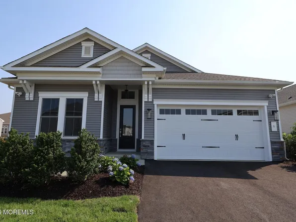 6 Hydrangea Drive, Manalapan, NJ 07726