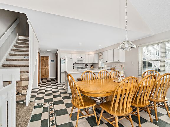5th image of 28 46th St #West