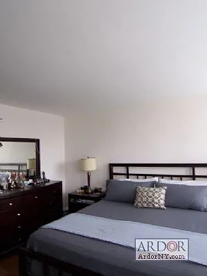 Sold by ArdorNY | media 4