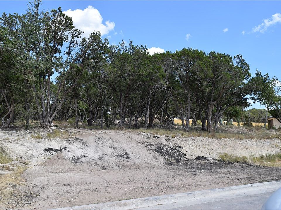 2nd image of 207 Bella Colinas Dr