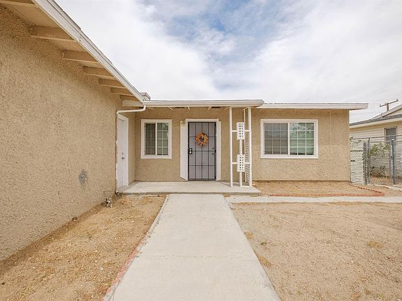 5th image of 721 Patricia St