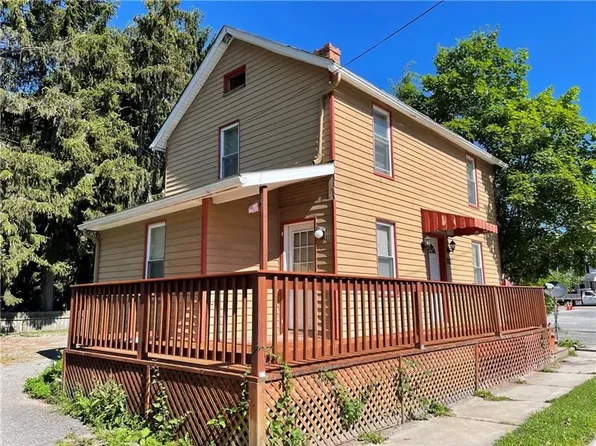 220 S Columbia Ave, Somerset, PA 15501