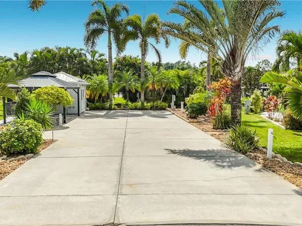 10421 Nightwood Dr., FORT MYERS, FL 33905