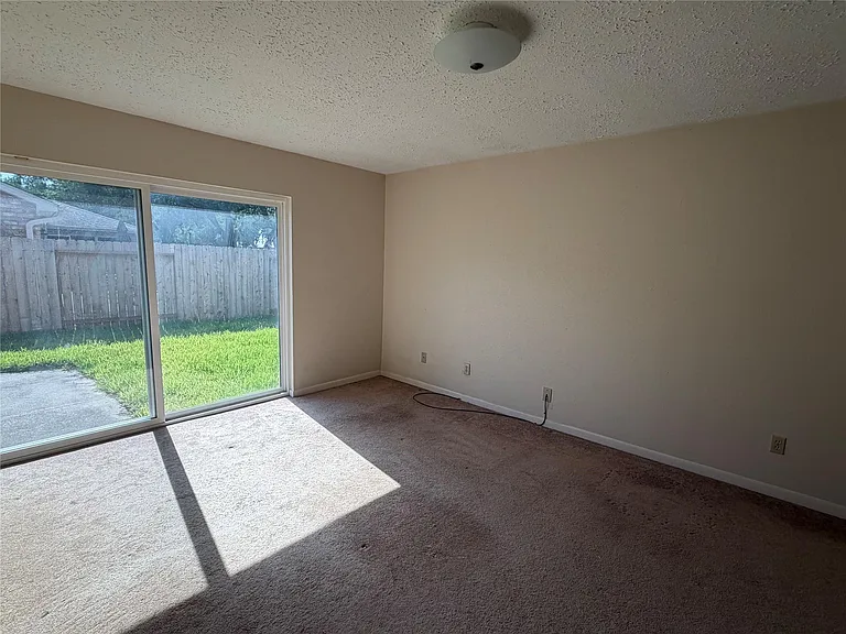 2535 Coopers Post Ln — Photo 12