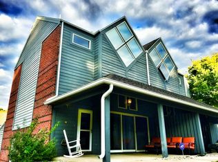 2411 Reynolds Manor Dr, Ottawa, IL 61350