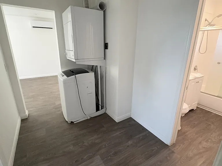 7003 Mount Vernon St — Photo 13