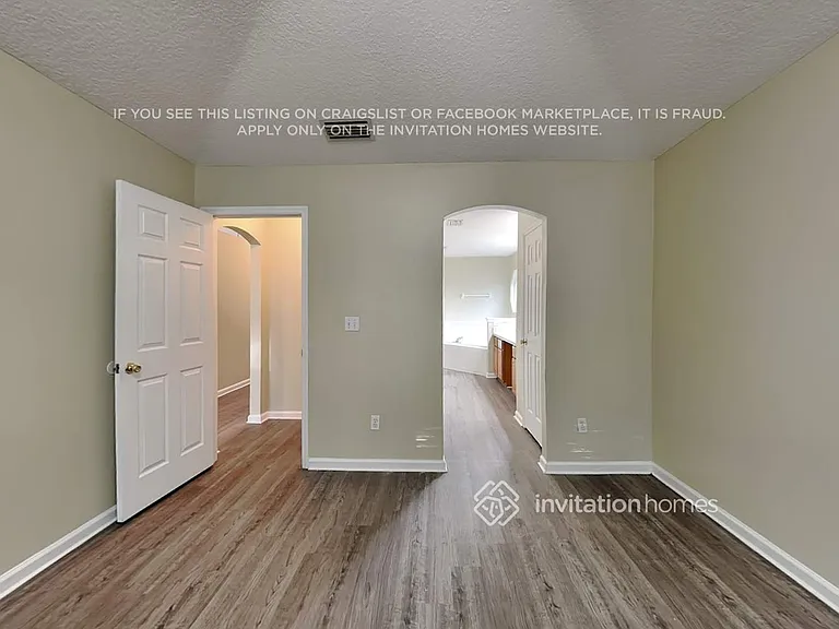 13948 Bradley Cove Rd — Photo 10