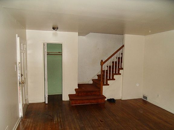 5th image of 44 Telford St