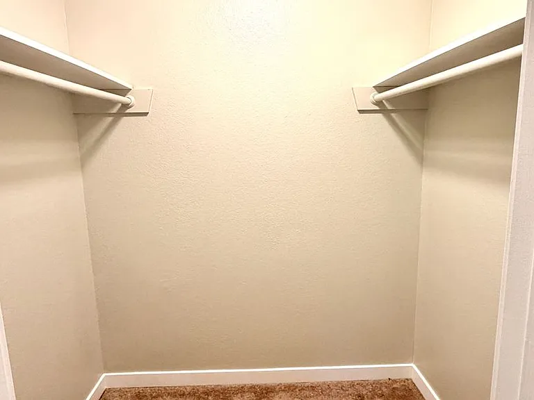 American Lake Townhomes — Photo 28