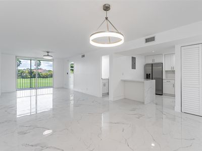 9811 N Hollybrook Lake Drive #205, Pembroke Pines, FL, 33025