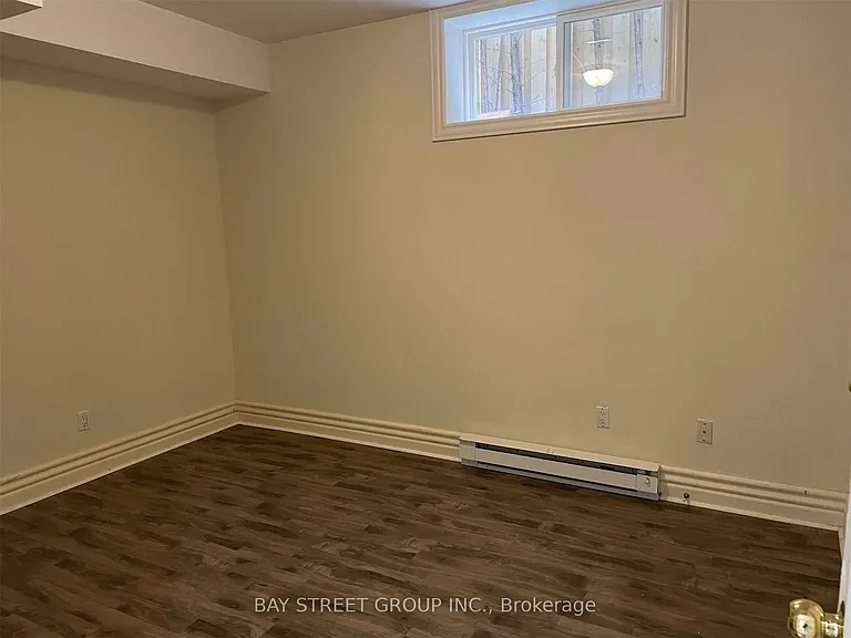 201 McKee Ave — Photo 7